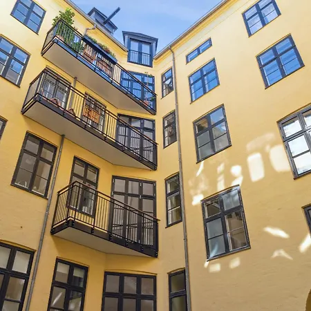 Come Luxury 3br Apt In Store Kongensgade * Copenhague